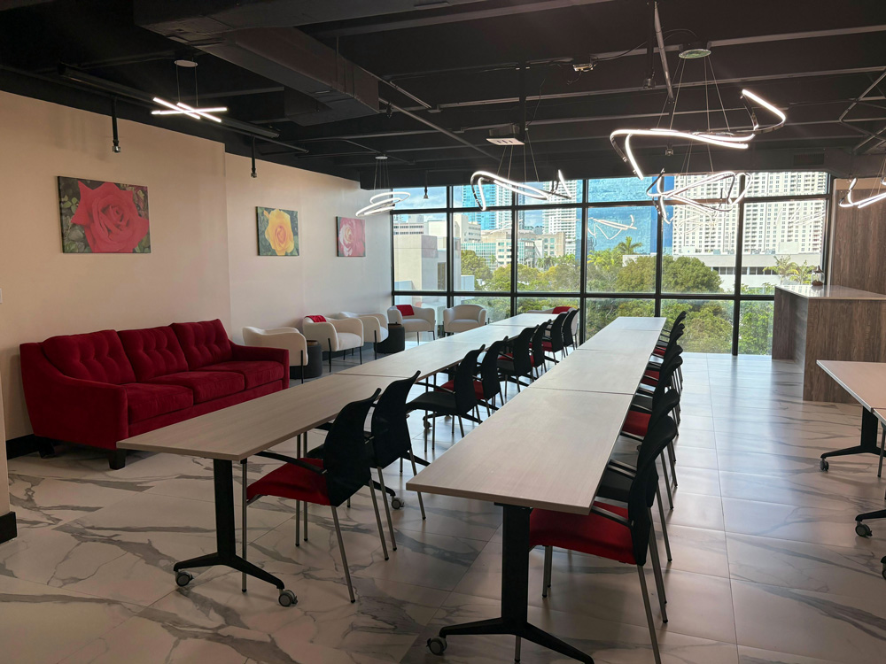 Premier Fort Lauderdale event space offered by X Space is ideal for workshops, seminars, networking groups, trainings, private groups, and other high-impact professional gatherings.